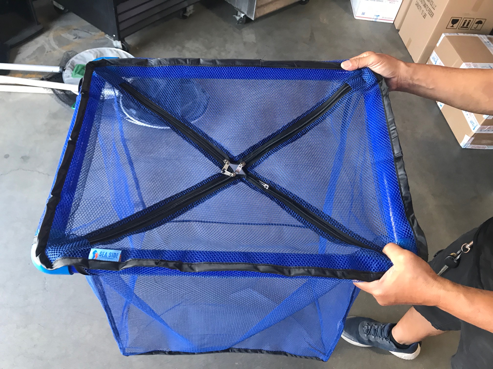 (image for) Koi Isolation Cage 25" x 20" x 30" with Top Cover Zippers